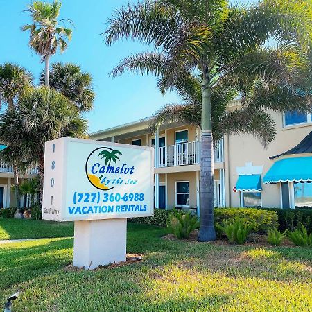 Camelot By The Sea Aparthotel Tierra Verde Exterior photo